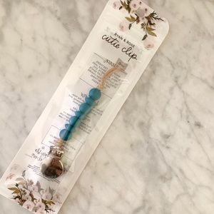 Ryan and Rose Maui Jane clip